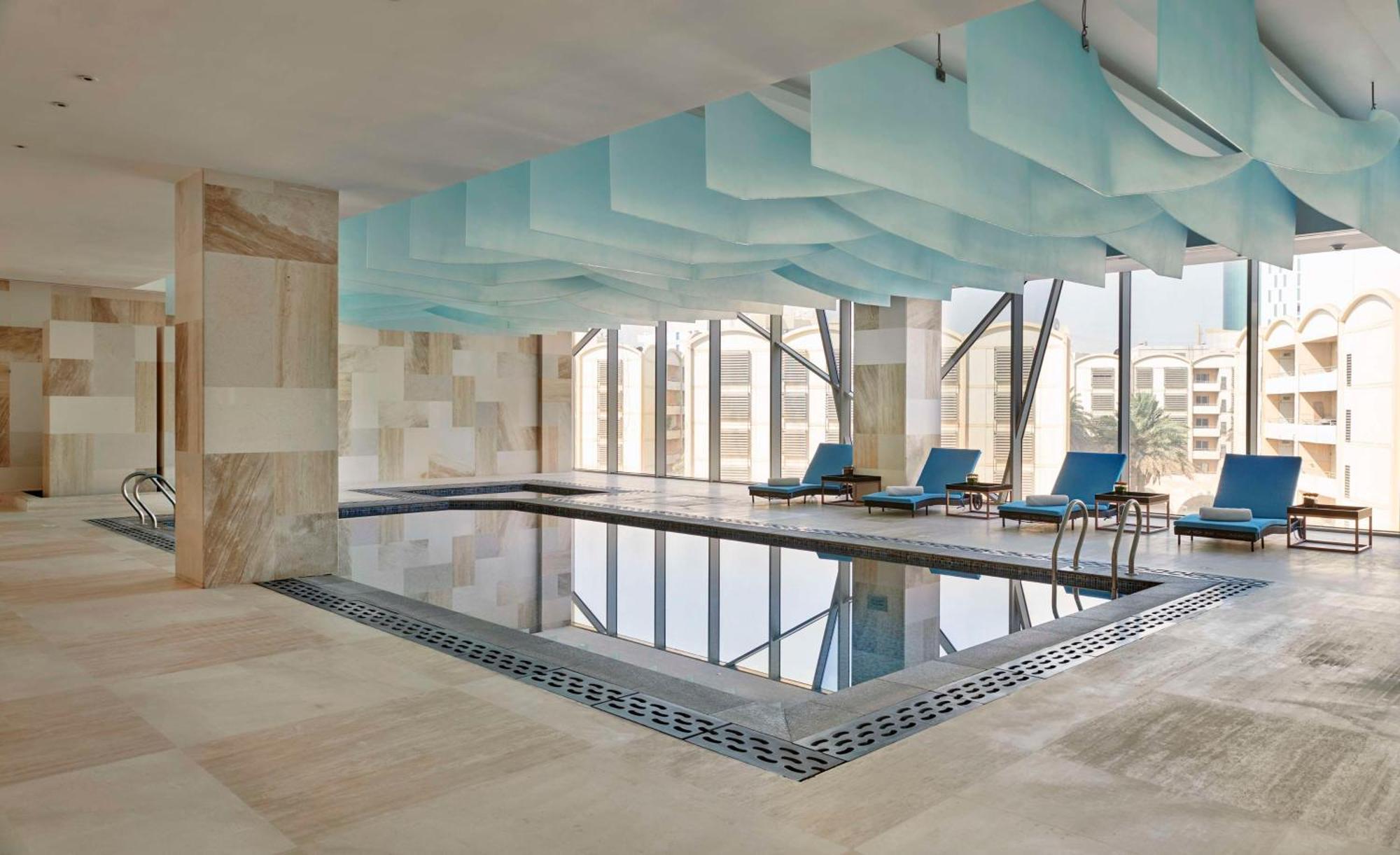 فندق حياة ريجنسي الرياض العليا المظهر الخارجي الصورة The swimming pool at the hotel