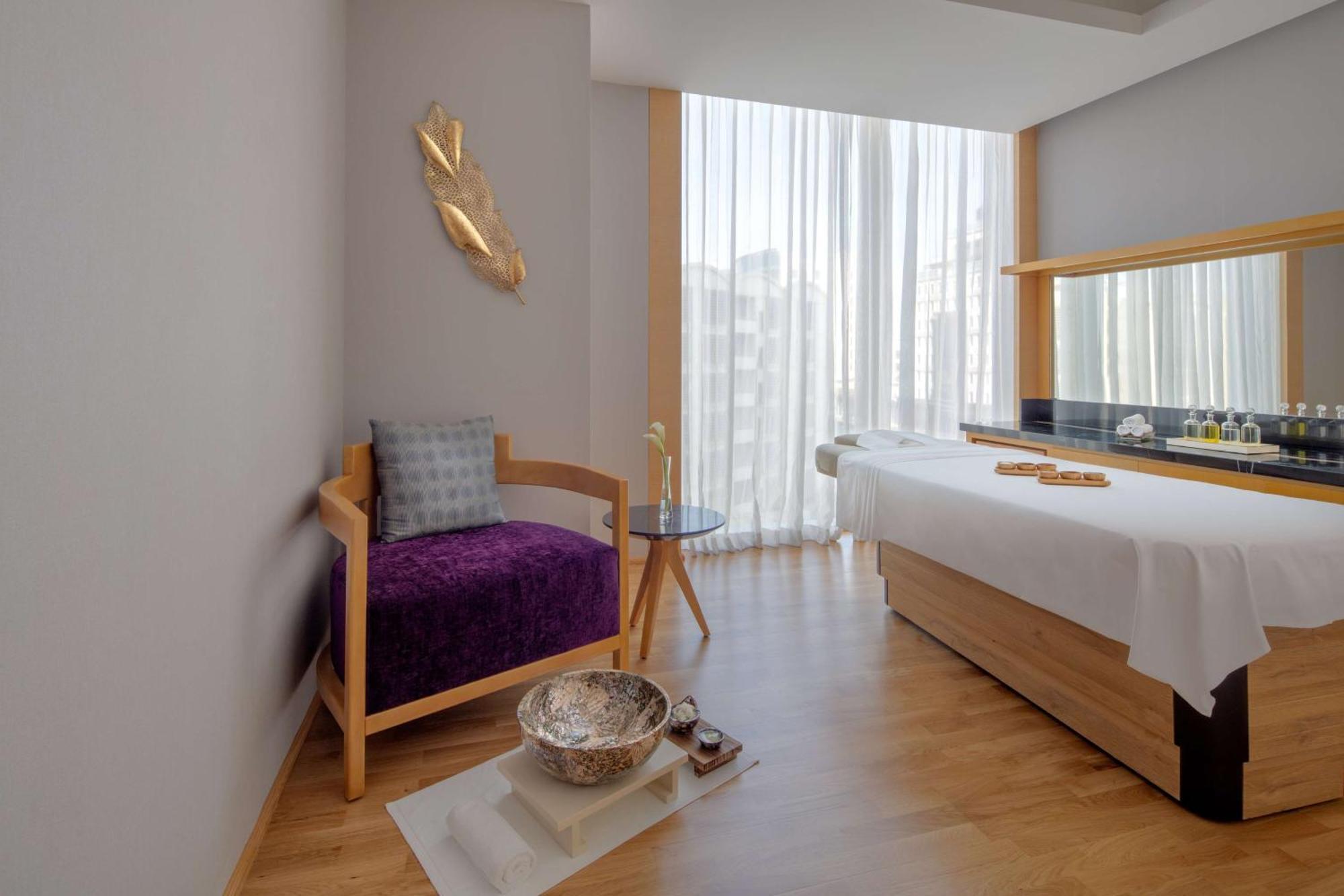 فندق حياة ريجنسي الرياض العليا المظهر الخارجي الصورة A treatment room at the spa